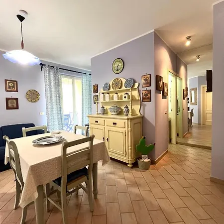 Sapore Di Sale, Apartment *